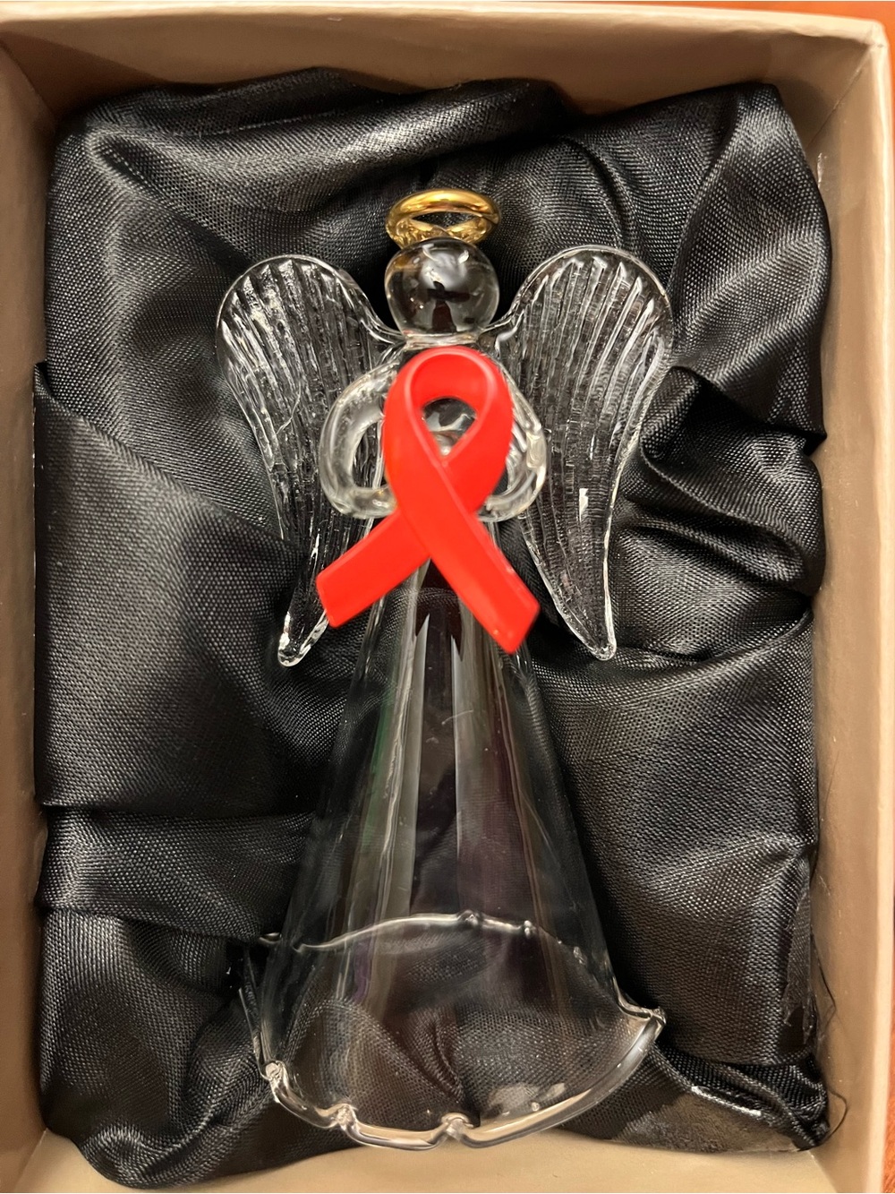 Hand Blown Glass Angel Figurine - Picture 7 of 8